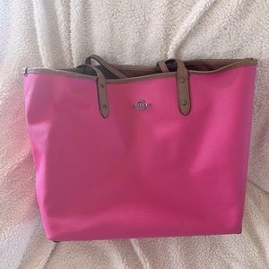 Reversible pink/cognac Coach Tote